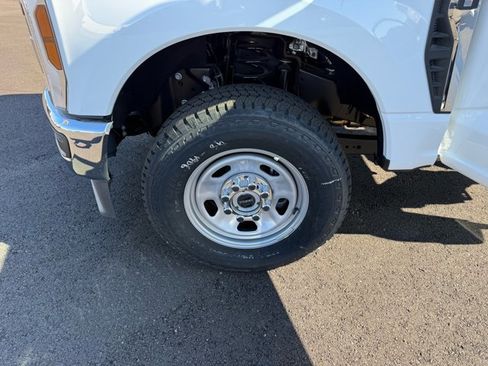 New 2025 Ford F350 XL w/ XL Chrome Package image 14
