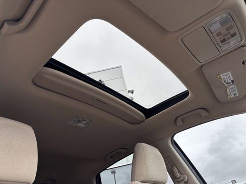 Used 2016 Honda CR-V EX image 25
