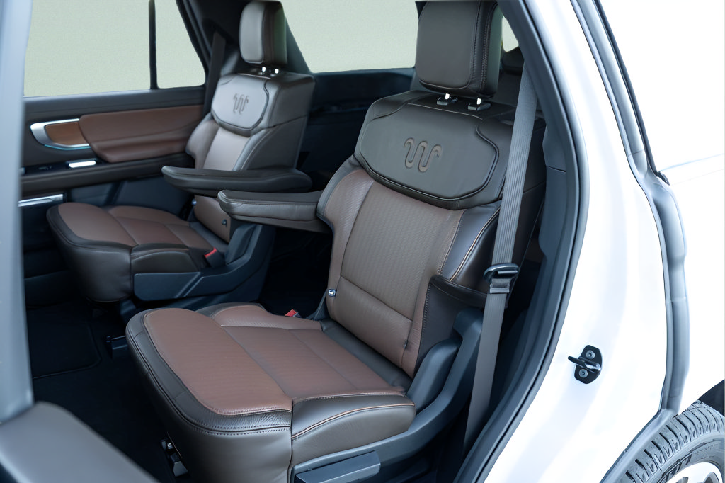 New 2025 Ford Expedition King Ranch AWD/4WD image 16