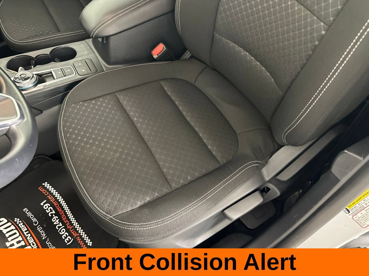 Used 2025 Ford Escape Active AWD/4WD image 12