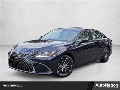 New 2025 Lexus ES 350 w/ Premium Package