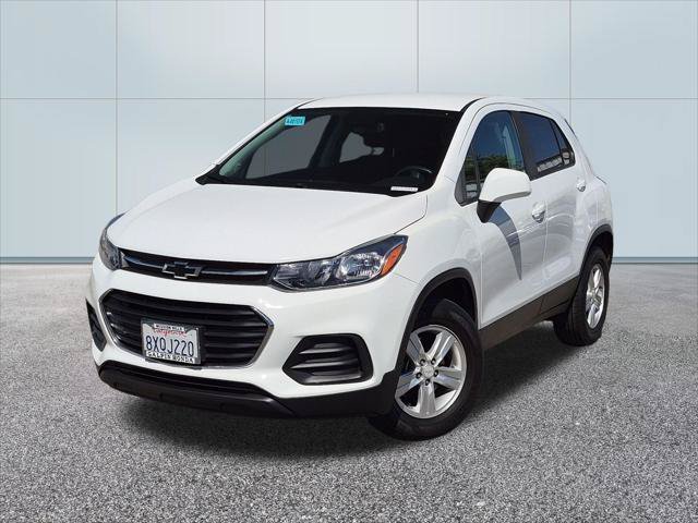 Used 2021 Chevrolet Trax LS w/ Tint and Cruise Package AWD/4WD image 1