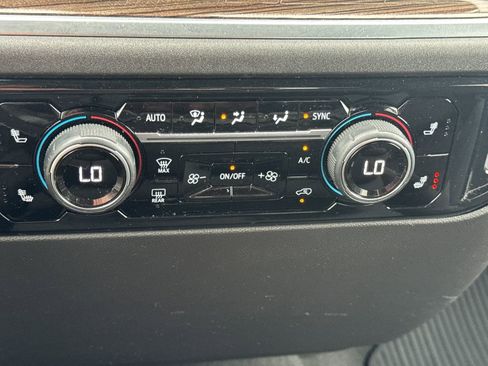 Used 2025 Chevrolet Silverado 1500 LT AWD/4WD image 24