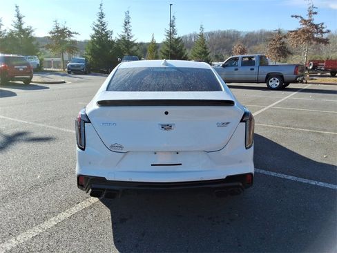 Used 2023 Cadillac CT4 V Blackwing w/ LPO, Blue Accent Package image 6