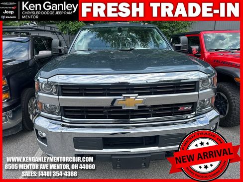 Used 2015 Chevrolet Silverado 2500 LT w/ Z71 Package, Off-Road AWD/4WD image 2