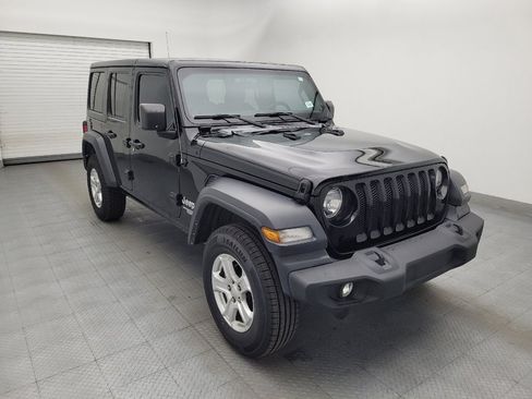 Used 2018 Jeep Wrangler Unlimited Sport S AWD/4WD image 13