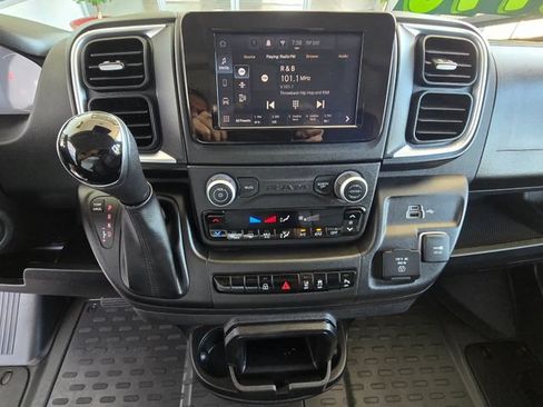 Used 2025 RAM ProMaster 2500 w/ Quick Order Package 22G SLT FWD image 16