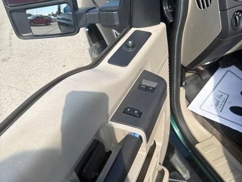 Used 2009 Ford F250 4x4 SuperCab Super Duty image 16