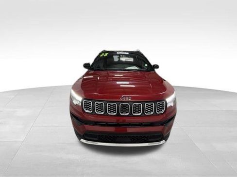 Certified 2025 Jeep Compass Limited w/ Elite Group AWD/4WD image 5