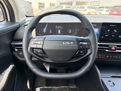 New 2027 Kia Sportage S AWD/4WD image 10