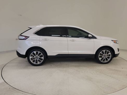 Used 2018 Ford Edge Titanium w/ Equipment Group 302A image 6