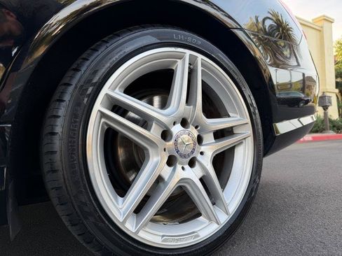 Used 2013 Mercedes-Benz E 550 Coupe image 23