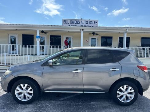 Used 2013 Nissan Murano S AWD/4WD image 2