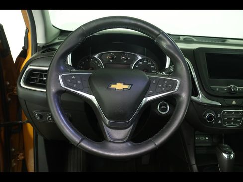 Used 2019 Chevrolet Equinox LT FWD image 19