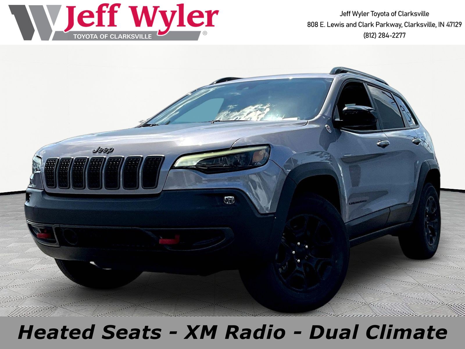 Used 2022 Jeep Cherokee Trailhawk w/ Trailer Tow Group AWD/4WD image 1