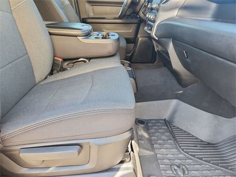 Used 2024 RAM 2500 Tradesman w/ Chrome Appearance Group image 26