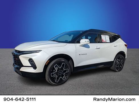 Used 2023 Chevrolet Blazer RS w/ Driver Confidence II Package FWD image 1