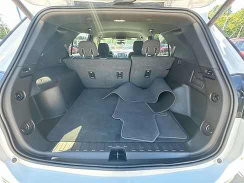Used 2018 Chevrolet Equinox LT FWD image 27