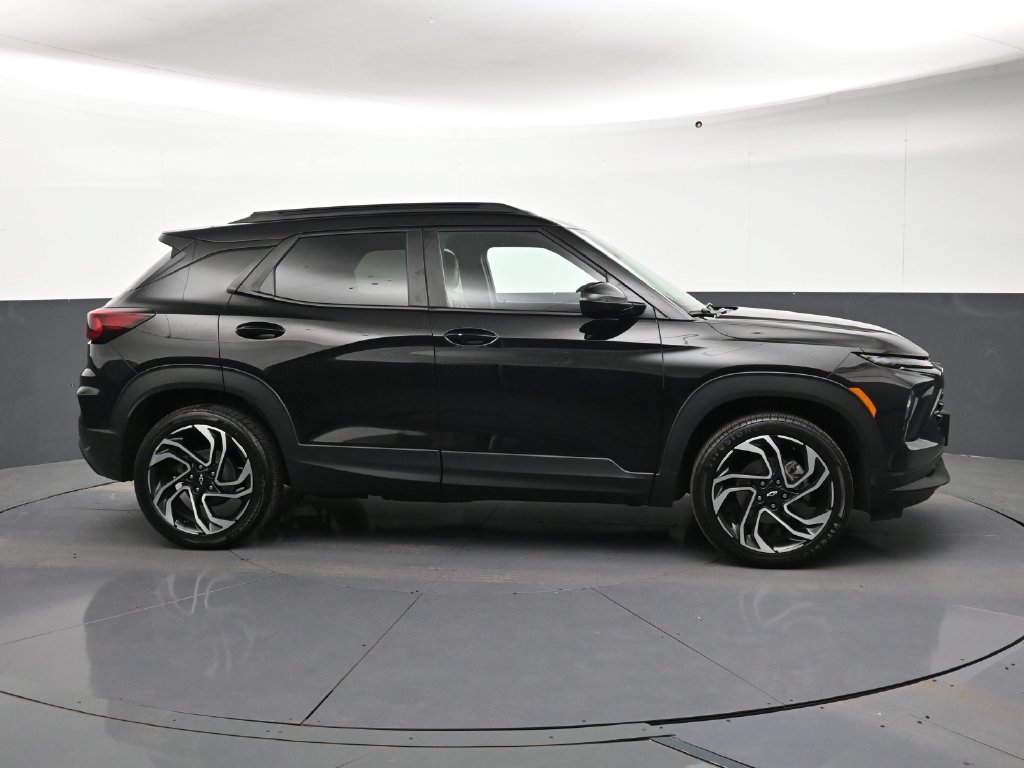 Used 2024 Chevrolet TrailBlazer RS w/ Convenience Package AWD/4WD image 6