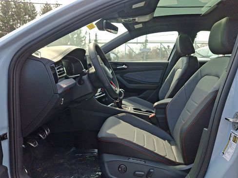 New 2026 Volkswagen Jetta GLI Autobahn FWD image 9