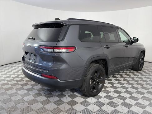 Used 2023 Jeep Grand Cherokee L Laredo AWD/4WD image 7