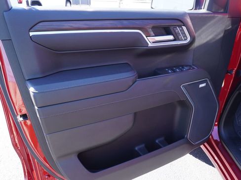 Certified 2023 GMC Sierra 1500 SLT w/ SLT Convenience Package image 16