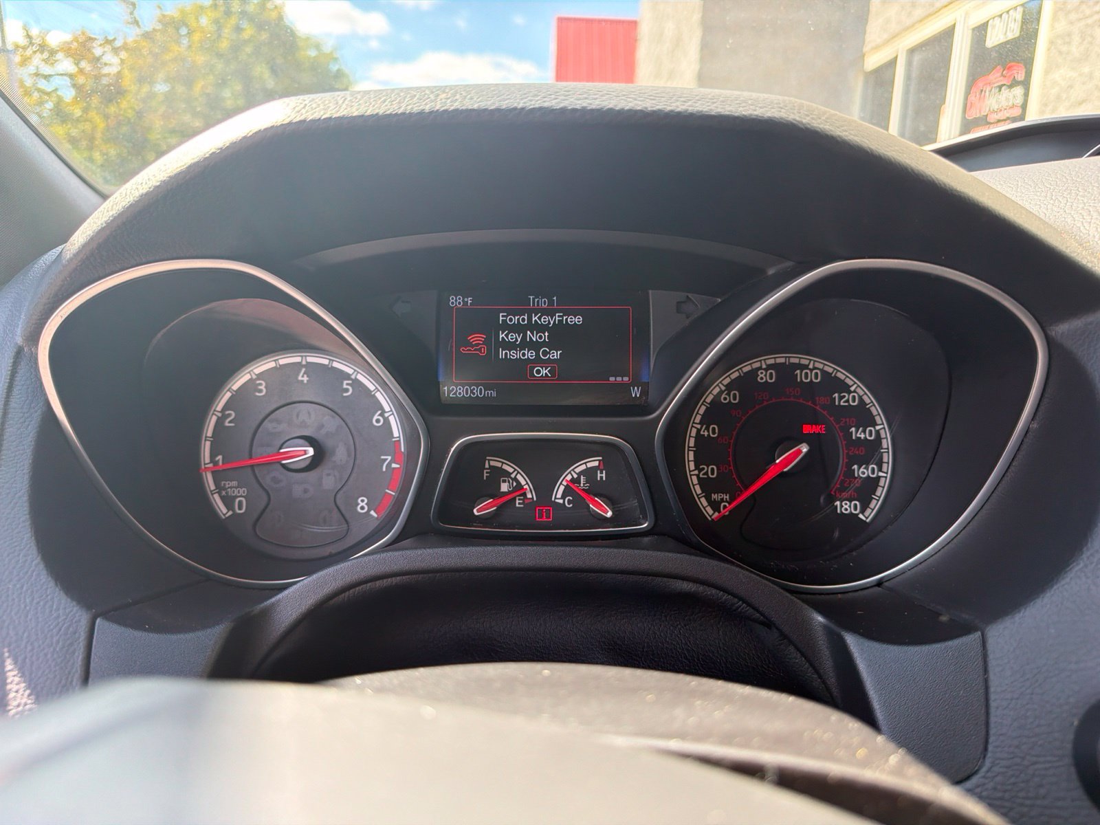 Used 2018 Ford Focus ST w/ Equipment Group 401A FWD image 17