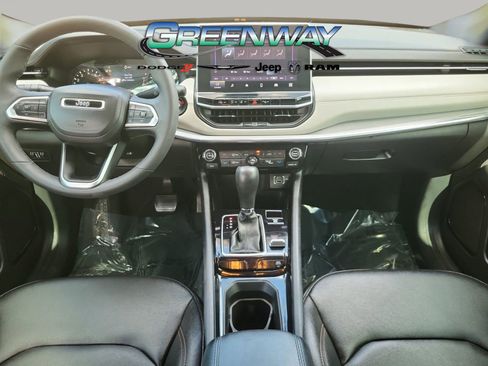 Used 2024 Jeep Compass Limited AWD/4WD image 10