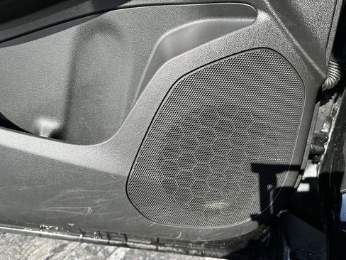 Used 2024 Chevrolet Trax LT image 24