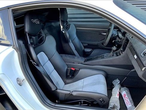 Used 2023 Porsche 718 Cayman GT4 RS image 24