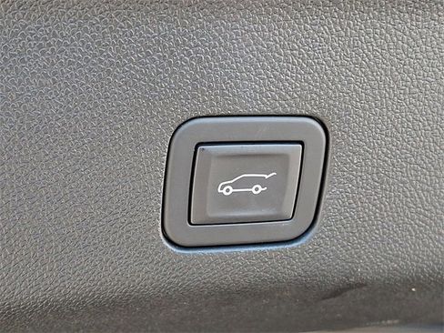 Used 2025 Chevrolet Suburban Premier w/ Sun And Tow Package image 26