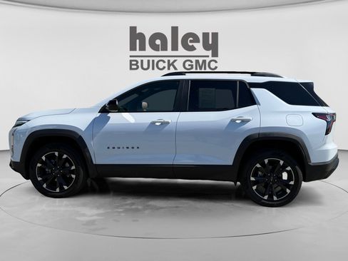 Used 2026 Chevrolet Equinox RS w/ Convenience Package III image 2