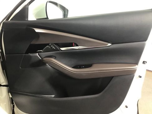 Used 2021 MAZDA CX-30 FWD 2.5 S w/ Premium Package image 21