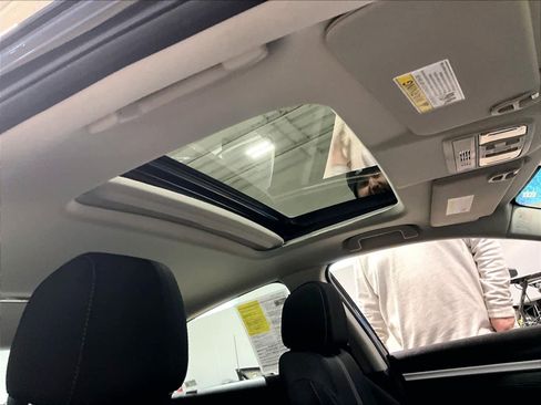 Used 2019 Honda Civic EX image 22