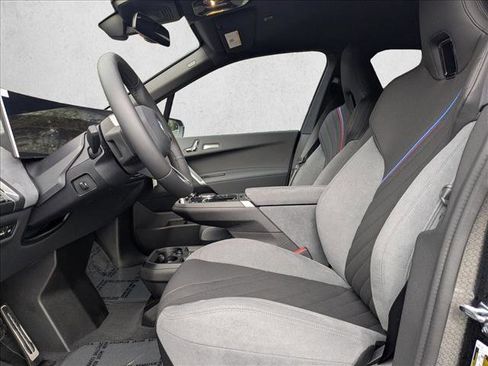 New 2026 BMW iX xDrive45 w/ M Sport Package image 4