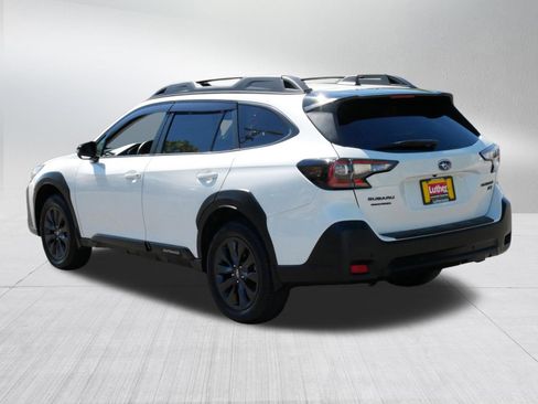 Used 2024 Subaru Outback Onyx Edition XT AWD/4WD image 5
