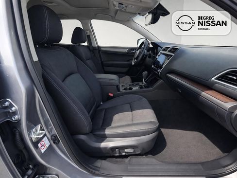Used 2019 Subaru Outback 2.5i Limited w/ Popular Package #2 image 13