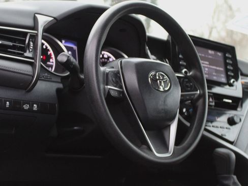 Used 2024 Toyota Camry LE image 14