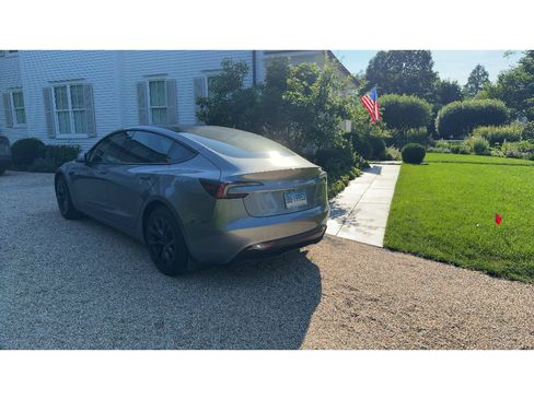 Used 2025 Tesla Model 3 Long Range AWD/4WD image 4