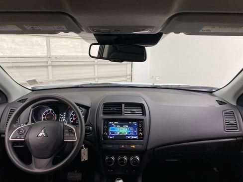 Used 2025 Mitsubishi Outlander Sport ES AWD/4WD image 13