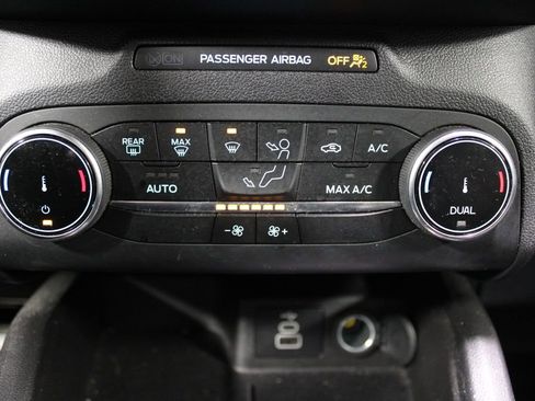 Used 2024 Ford Escape ST-Line image 29