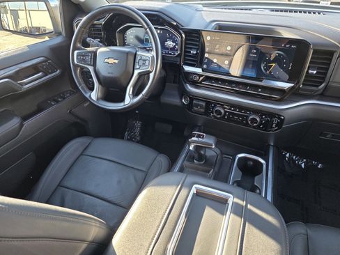Used 2022 Chevrolet Silverado 1500 LTZ w/ LTZ Premium Package image 20