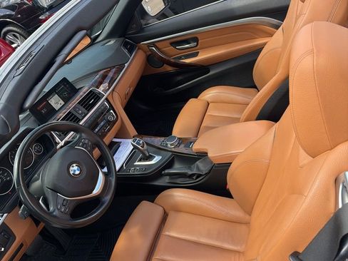 Used 2018 BMW 430i Convertible image 3