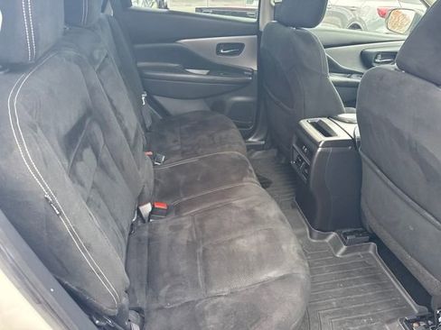 Used 2019 Nissan Murano SV w/ Premium Package image 33