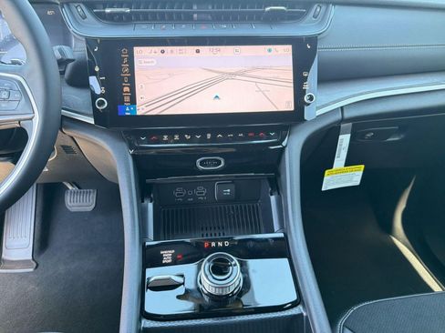 New 2026 Jeep Grand Cherokee Altitude AWD/4WD image 26