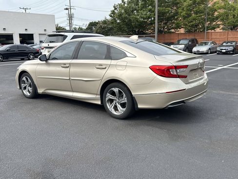 Used 2018 Honda Accord EX image 21