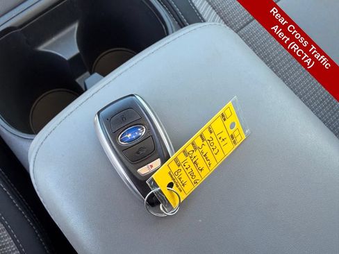 Used 2023 Subaru Outback Premium AWD/4WD image 30