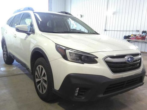 Used 2022 Subaru Outback Premium AWD/4WD image 8