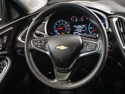 Used 2024 Chevrolet Malibu LT image 16