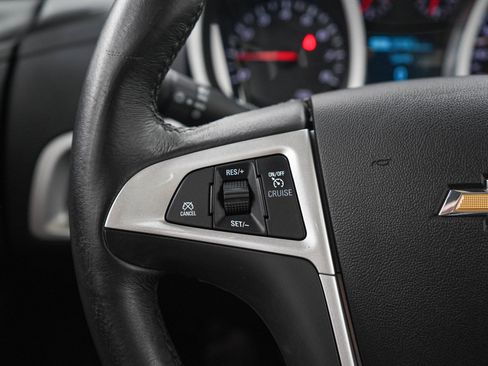 Used 2017 Chevrolet Equinox LT AWD/4WD image 24